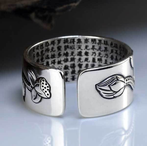 ANILLO SUTRA DEL CORAZÓN DEL LOTO